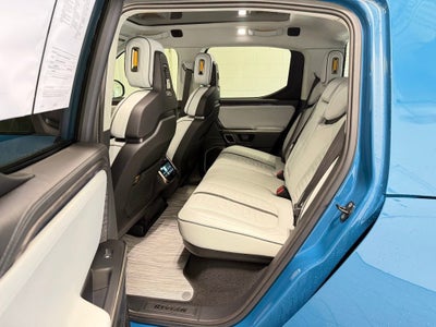 2022 RIVIAN R1T Adventure Package