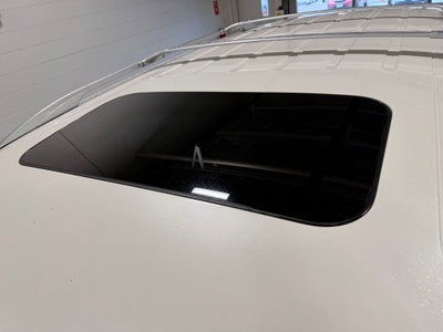 2017 INFINITI QX80 Signature Edition