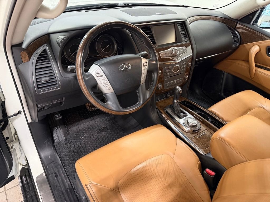 2017 INFINITI QX80 Signature Edition