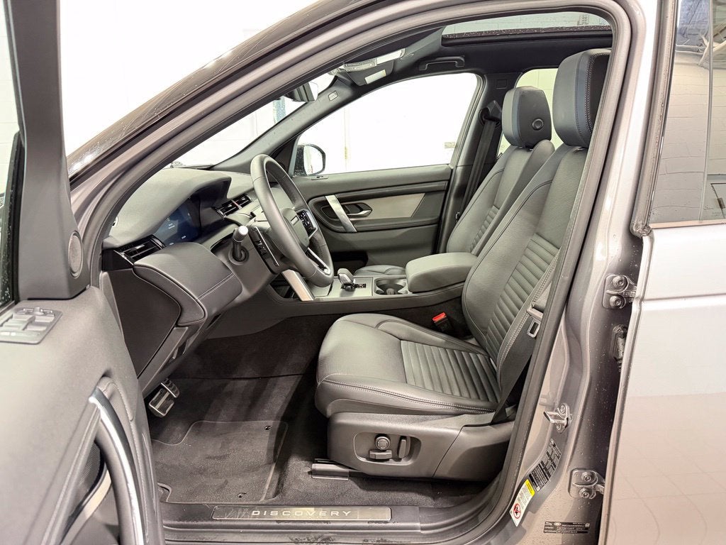 2025 Land Rover Discovery Sport Dynamic SE