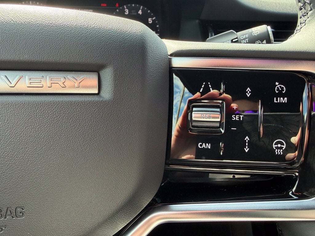 2025 Land Rover Discovery Sport Dynamic SE