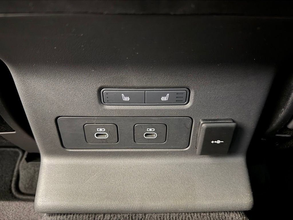 2025 Land Rover Range Rover Velar Dynamic SE