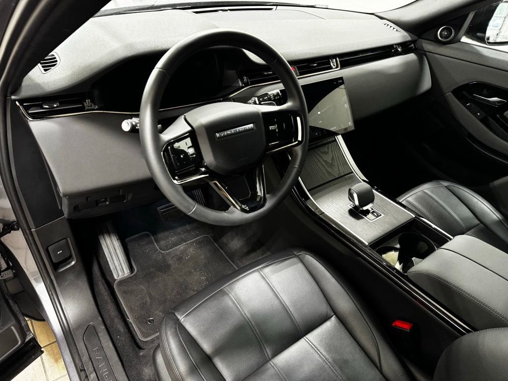 2025 Land Rover Range Rover Evoque Core S