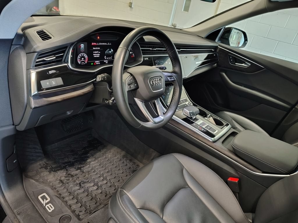 2023 Audi Q8 Premium