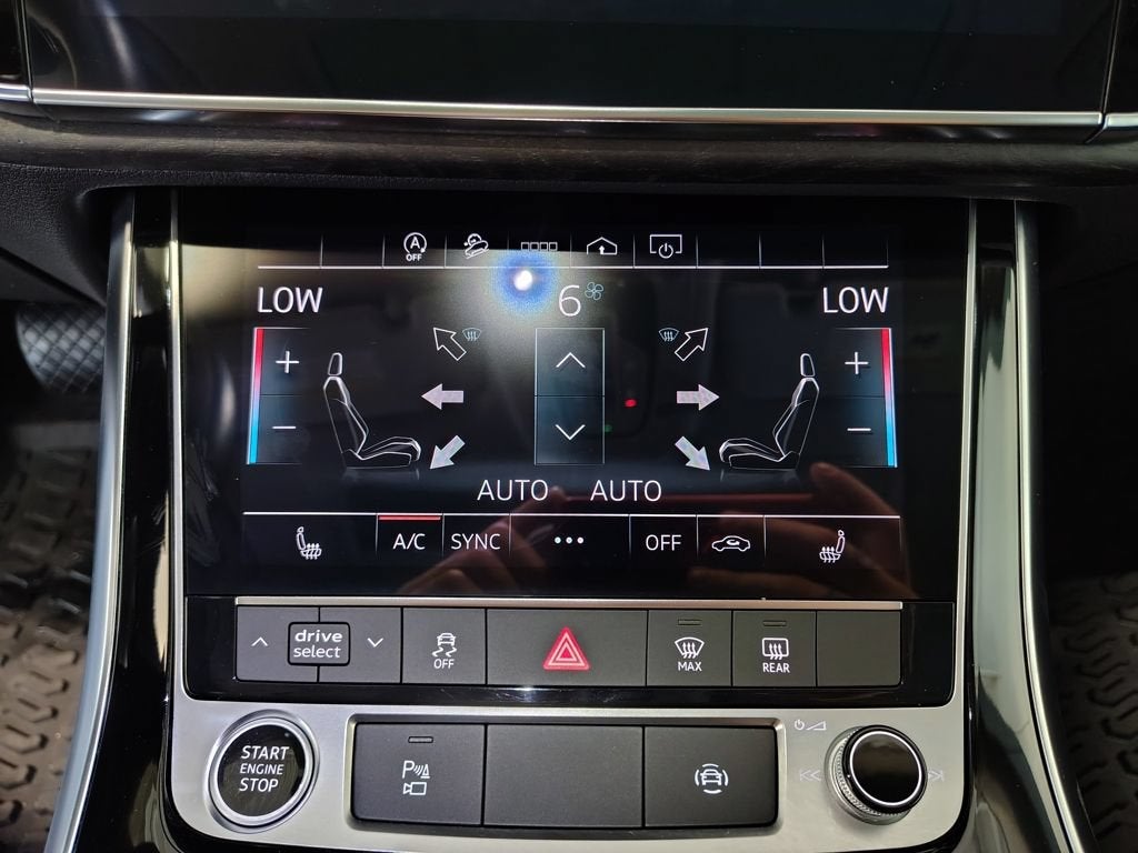 2023 Audi Q8 Premium