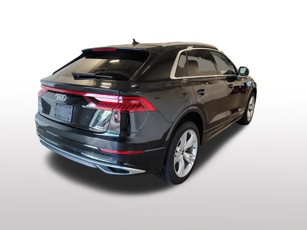 2023 Audi Q8 Premium