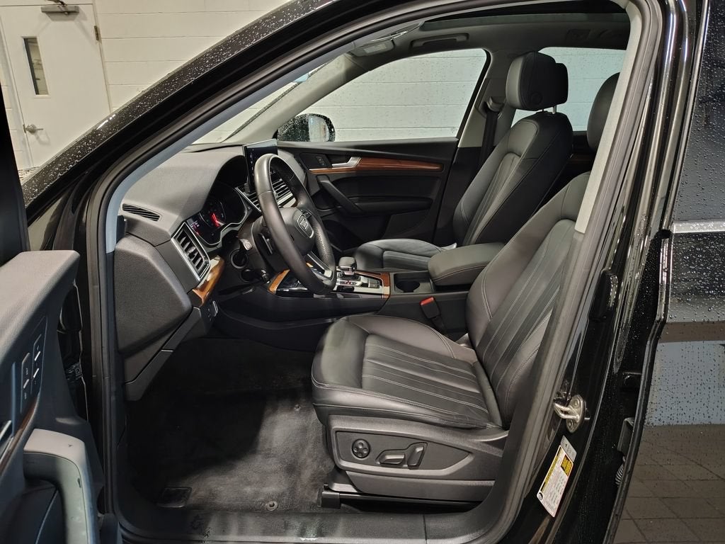 2023 Audi Q5 S line Premium