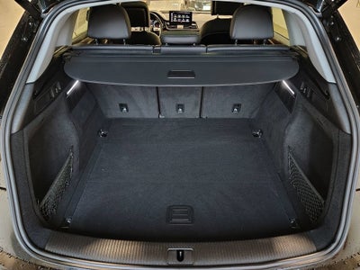 2023 Audi Q5 S line Premium