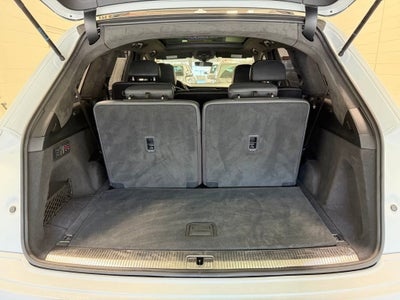 2020 Audi Q7 Prestige