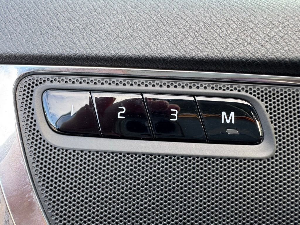 2023 Volvo XC90 Plus