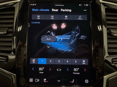 2023 Volvo XC90 Plus