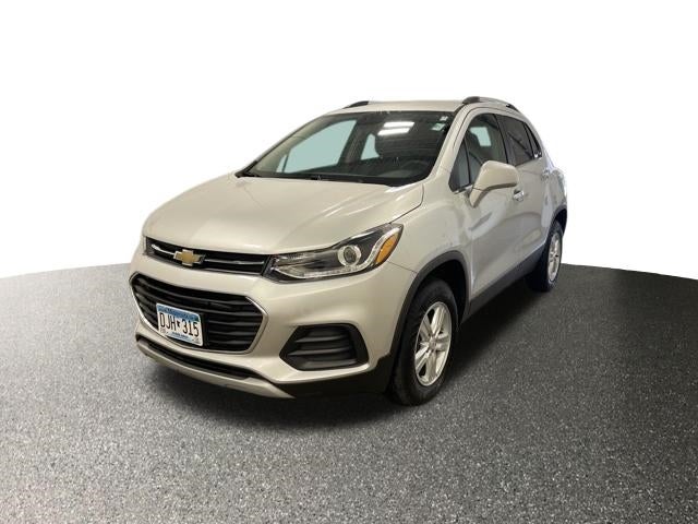 Used 2019 Chevrolet Trax LT with VIN KL7CJPSB7KB958431 for sale in Buffalo, Minnesota