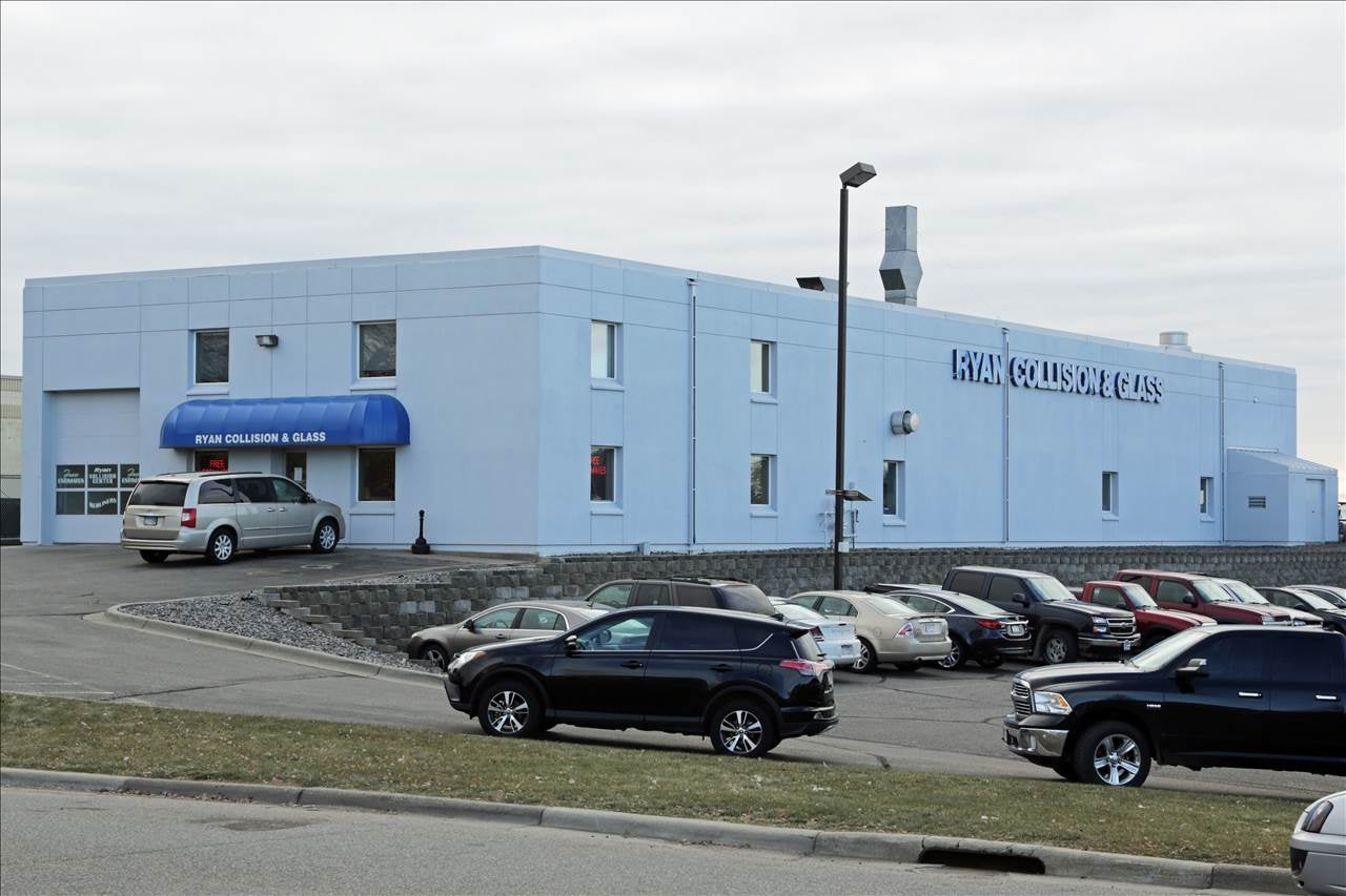 Ryan Collision and Glass Center in Buffalo MN